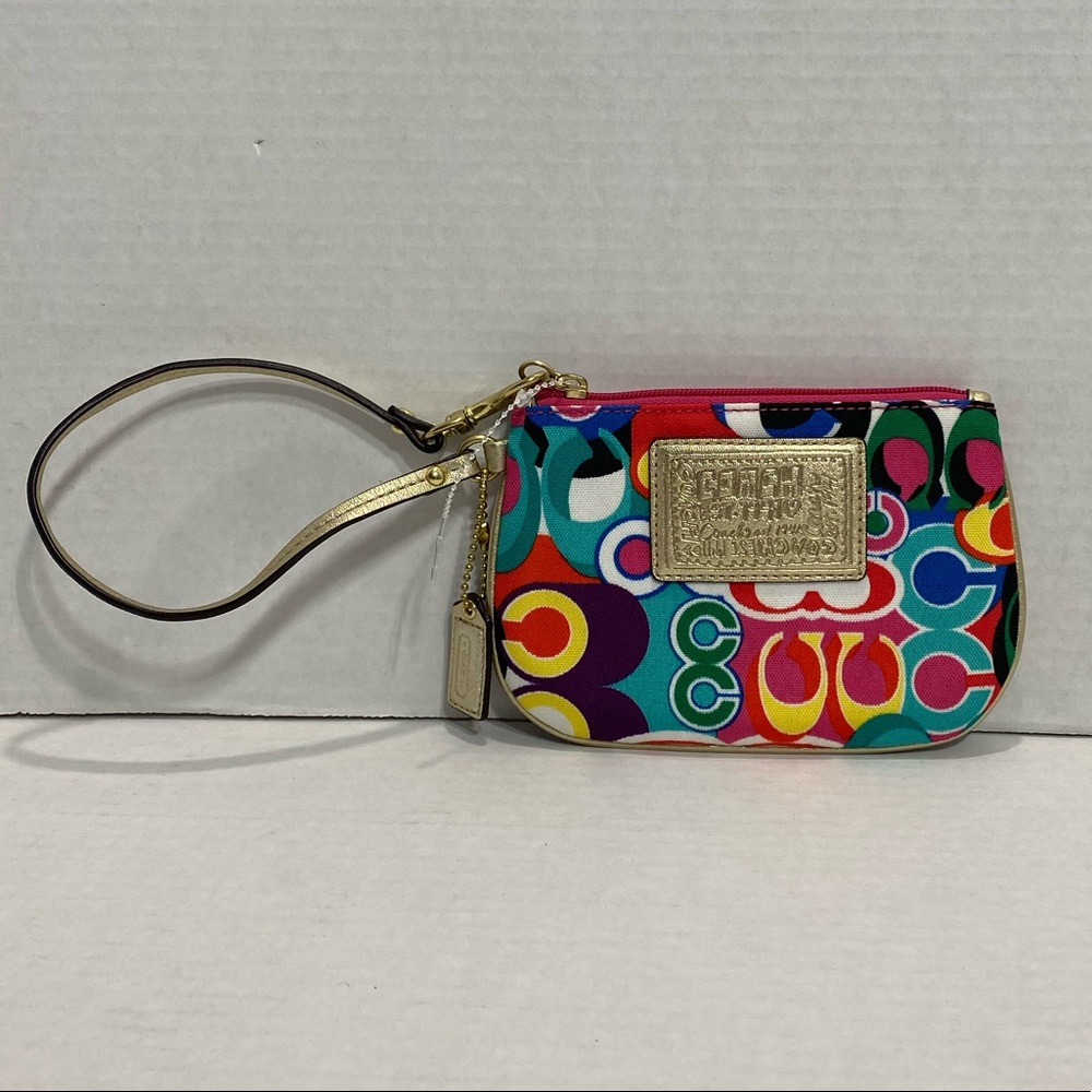 NWOT Coach || Woman’s Poppy Signature Wristlet Case Bag